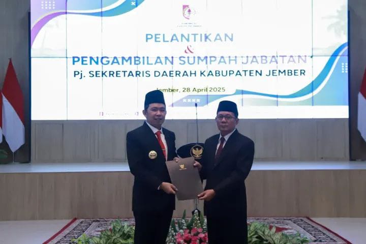 Jupriono Dilantik Jadi Pj Sekda Jember: ASN Disuruh Tegak Lurus, Birokrasi Bukan Arena Stand Up!