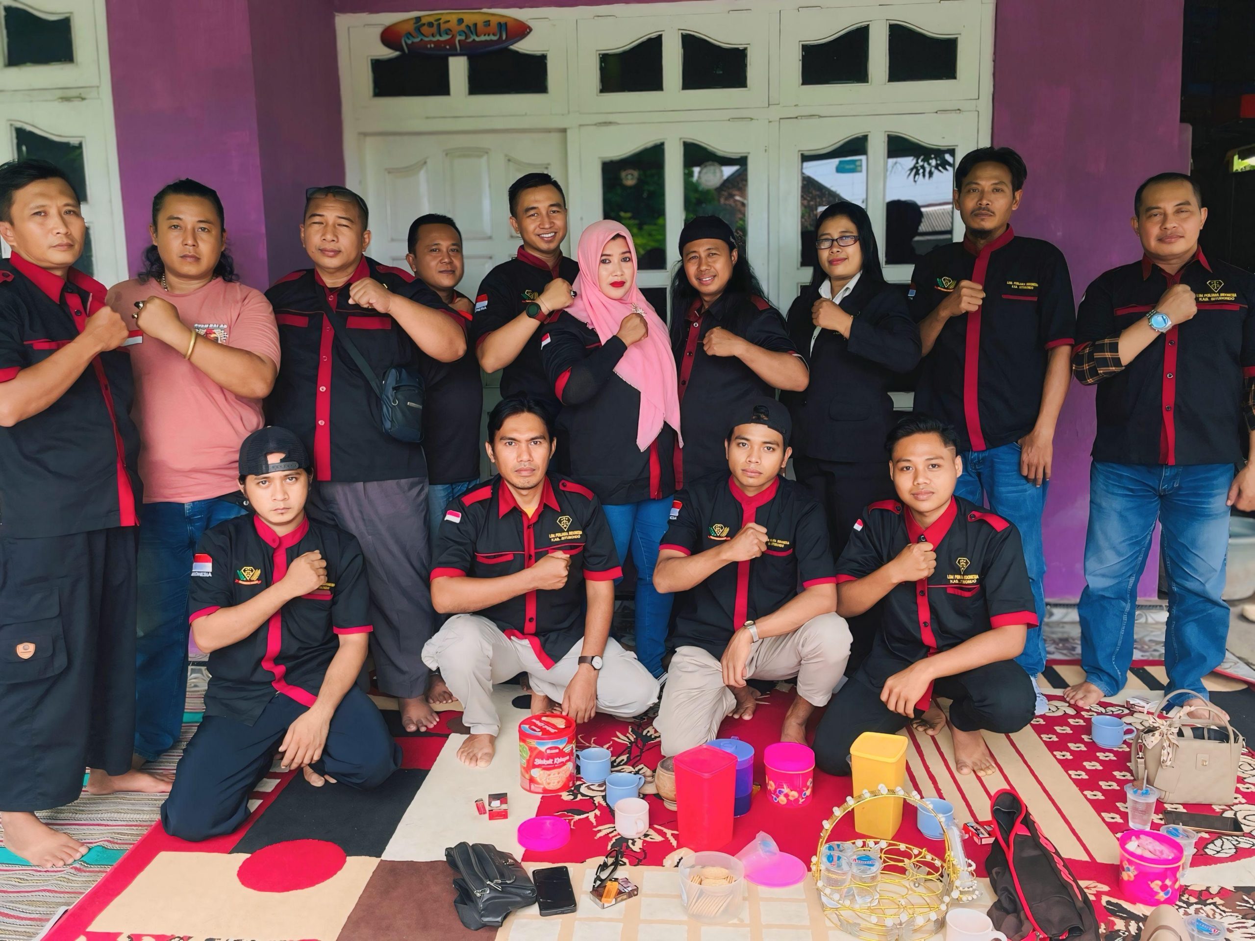 GARENG PETRUK NEWS LSM PENJARA INDONESIA SITUBONDO: Pertemuan Rutin, Tapi Isinya Bikin Para Koruptor Kepanasan!