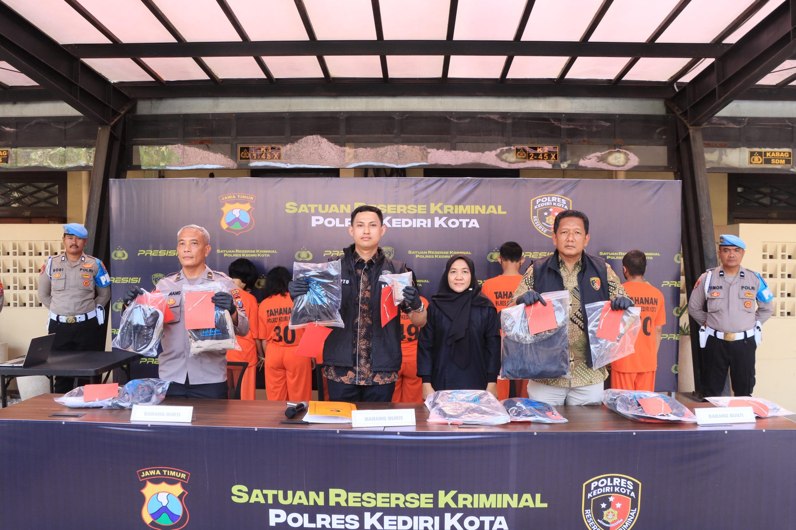 Polres Kediri Kota Tangkap Komplotan Emak-Emak Lintas Provinsi: Dari Dot Bayi ke Dosa Besar