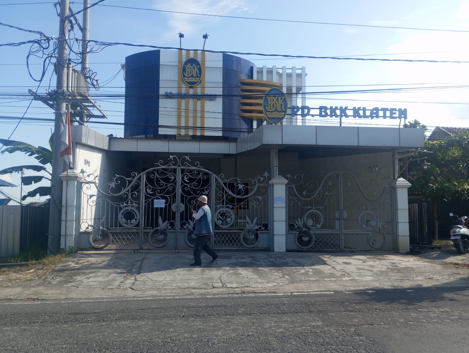 PD BKK Klaten “Ngaso Disit”: Uang Teko Susah, Duit Mlayu Gampang