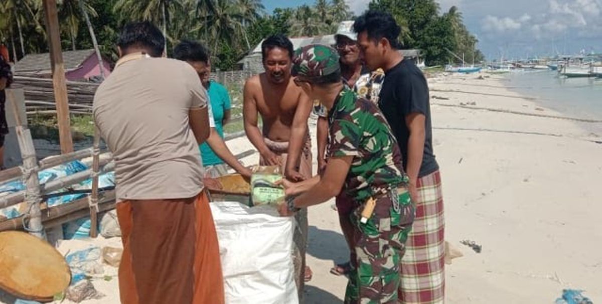 “Kyai Imam Angkat Sorban! Apresiasi Setinggi Langit untuk Babinsa Penjaga Lautan: 36 Kg Sabu Gagal Edar, Bangsa Selamat dari Ngibul Massal!”