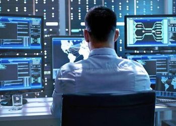 Serial: Intelijen Cyber Level 1 – Mengapa Intelijen Cyber Penting di Era Digital – “Kalau HP Saja Bisa Disadap, Apalagi Hati?