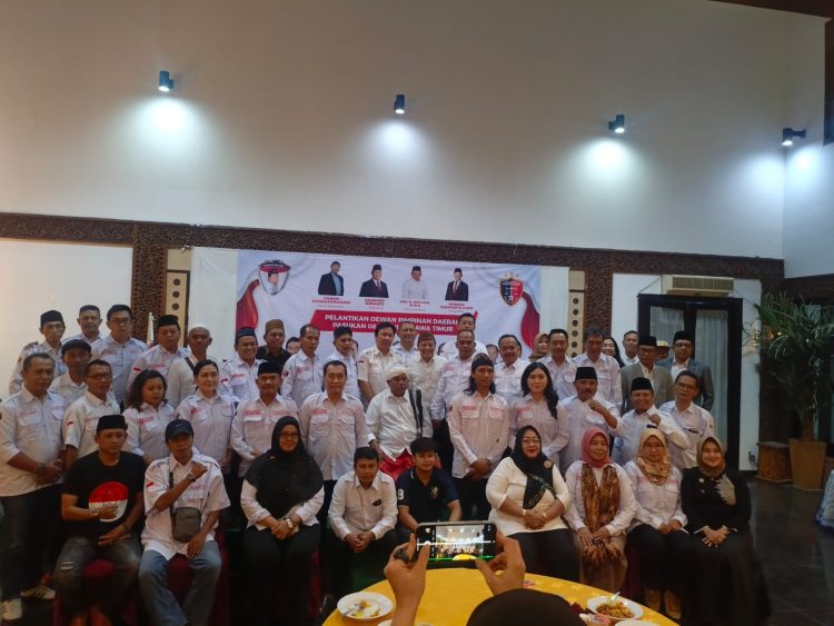 Pelantikan DPD Pasukan 08 Jawa Timur: Antara Sumpah Pemuda, Soto Ayam, dan Janji Setia yang Mulai Beruban