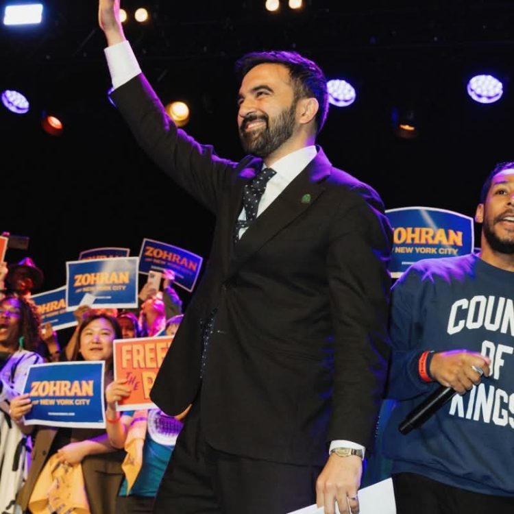 Bagong Bicara: “Rakyat Amerika Capek Nonton Drama — Akhirnya Pilih yang Gak Bikin Pusing!”