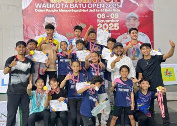Panitia “Smash Balik” Isu Hadiah Turnamen Batu Open: “Bukan Hilang, Cuma Nyangkut di Net!”